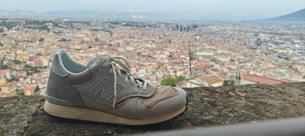 New Balance 475 with Naples building as the backdrop