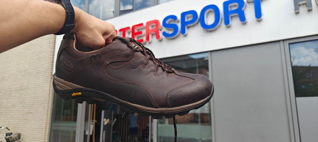 in-hand shot of the Meindl Caracas in the brown leather 