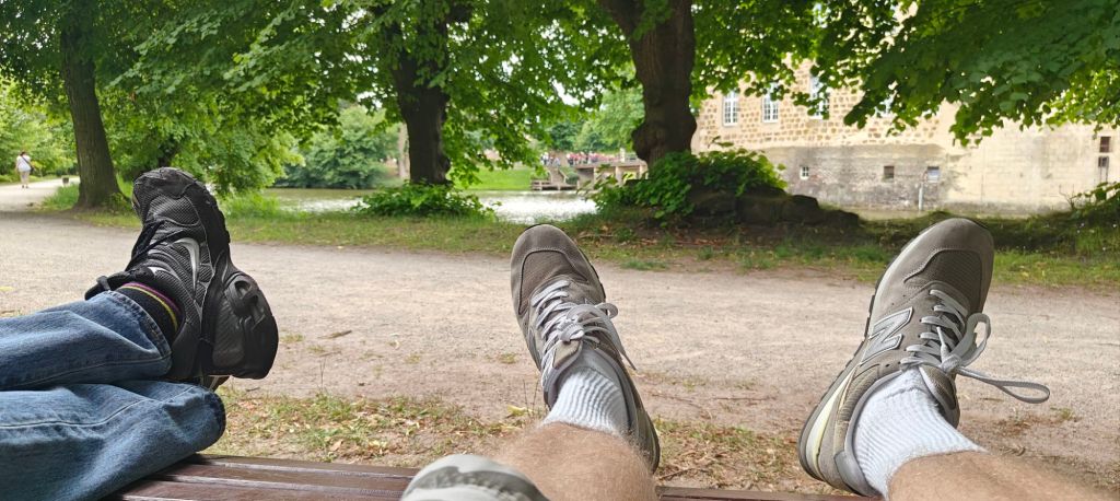 kicking it back in the New Balance 996 Grey and Nike Air Max Torch IV